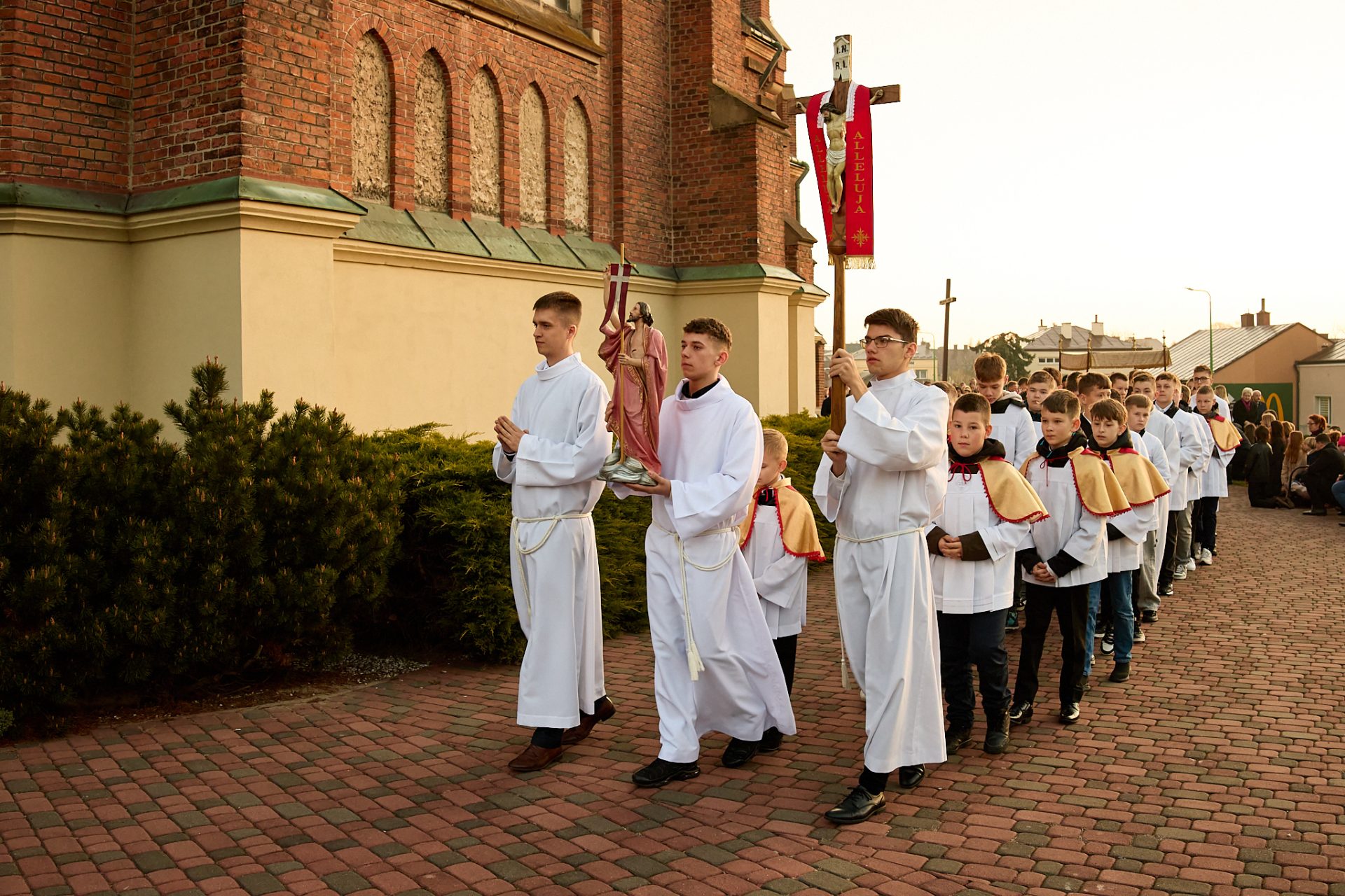 Chrystus Zmartwychwstał!